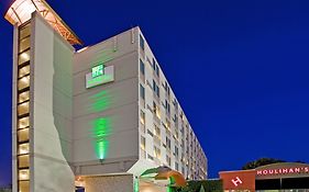 Holiday Inn At The Campus By Ihg